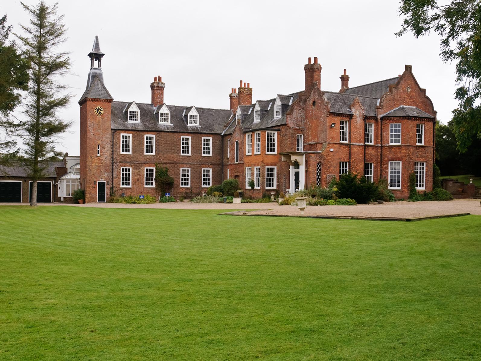 Skendleby Hall