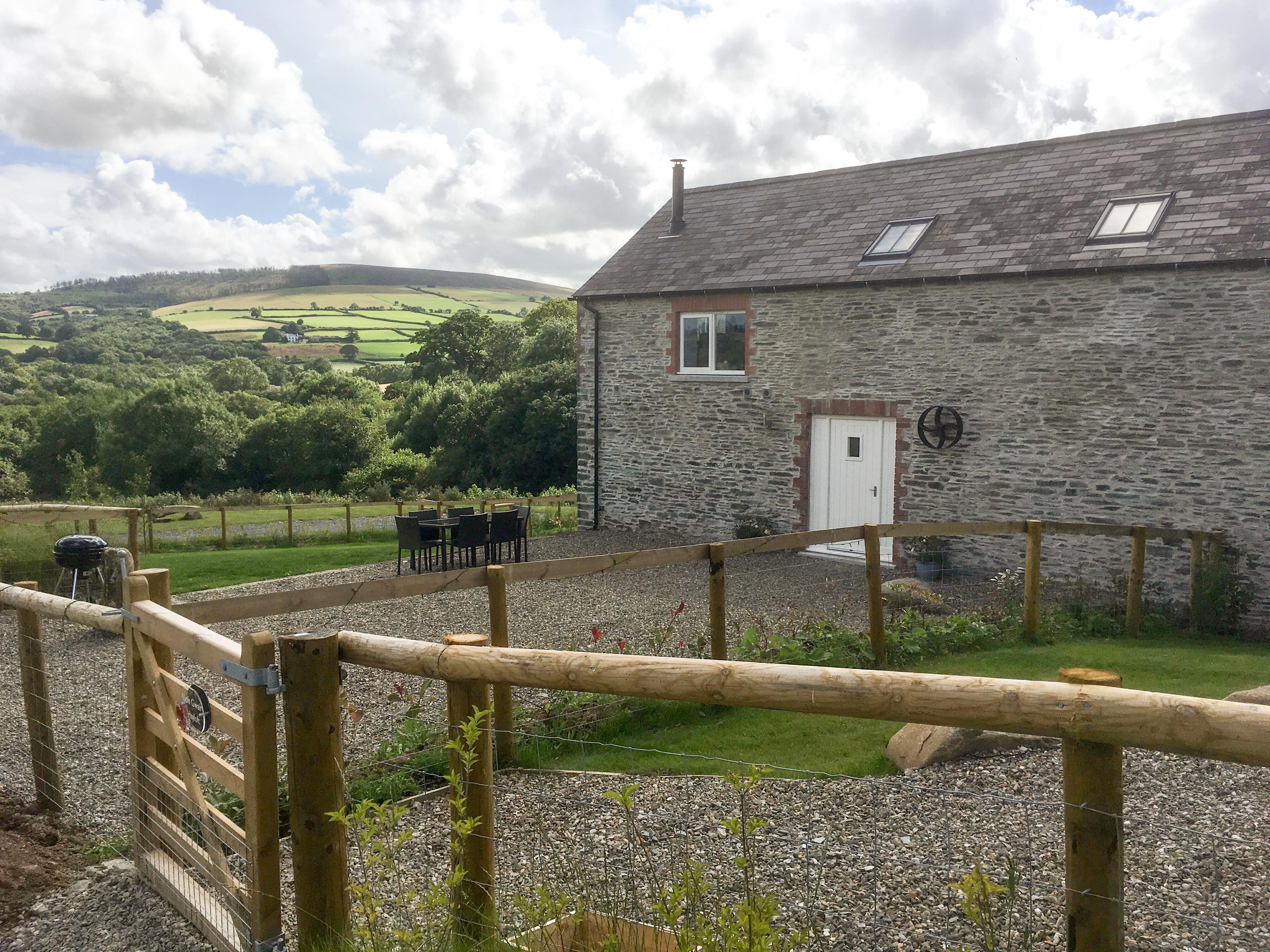 Holiday Cottage Reviews for Ysgubor - The Barn - Cottage Holiday in Crymych, Pembrokeshire