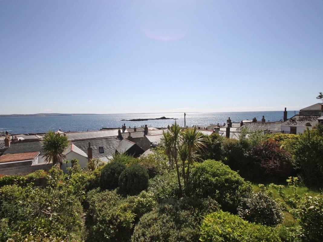 Holiday Cottage Reviews for Lookout - Holiday Cottage in Mousehole, Cornwall inc Scilly