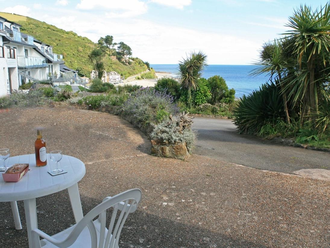 Holiday Cottage Reviews for Lobster Pot - Self Catering Property in Looe, Cornwall inc Scilly