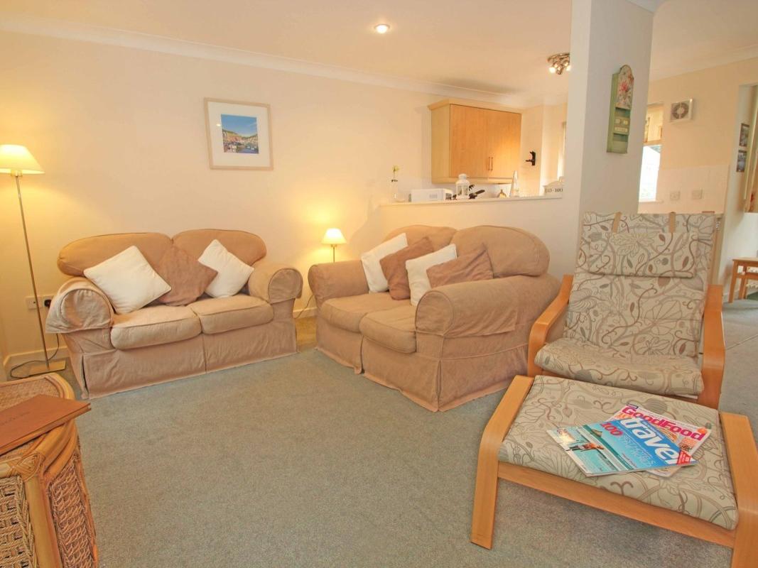 Holiday Cottage Reviews for Hedgehog Cottage - Holiday Cottage in Falmouth, Cornwall inc Scilly