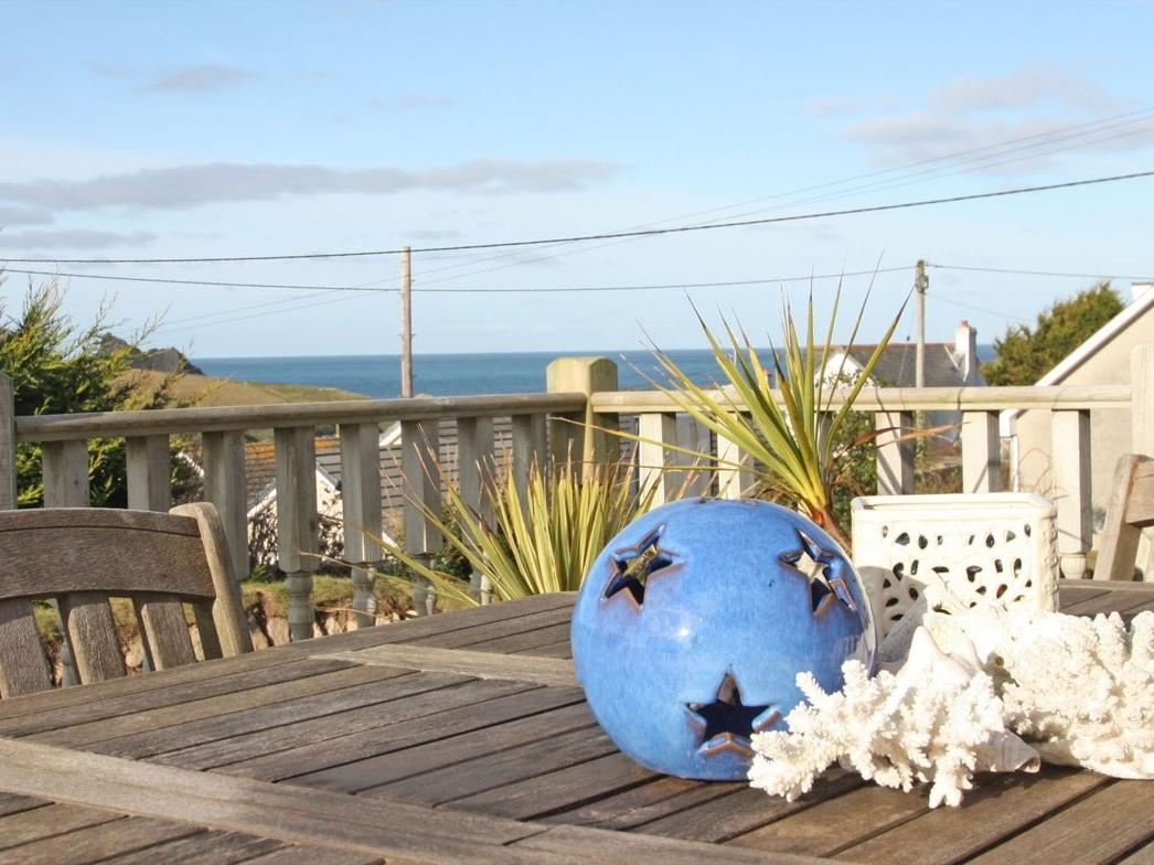 Holiday Cottage Reviews for Bethany Bay View - Cottage Holiday in Holywell Bay, Cornwall inc Scilly