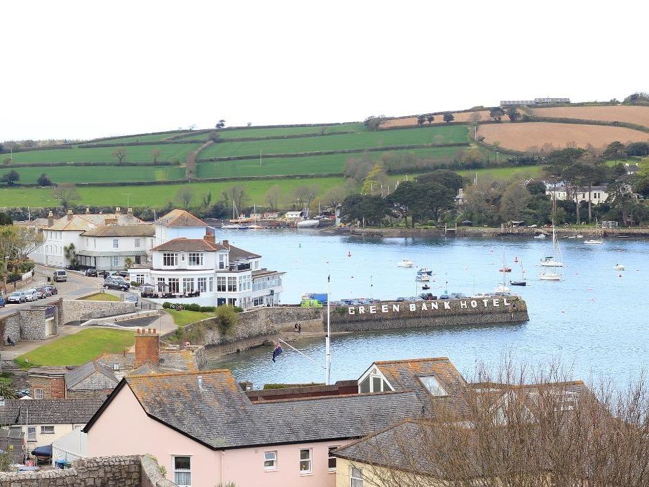 Holiday Cottage Reviews for Lookout - Holiday Cottage in Falmouth, Cornwall inc Scilly