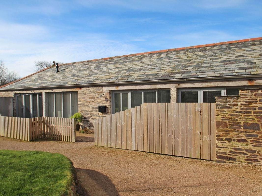 Holiday Cottage Reviews for The Old Dairy - Cottage Holiday in Padstow, Cornwall inc Scilly