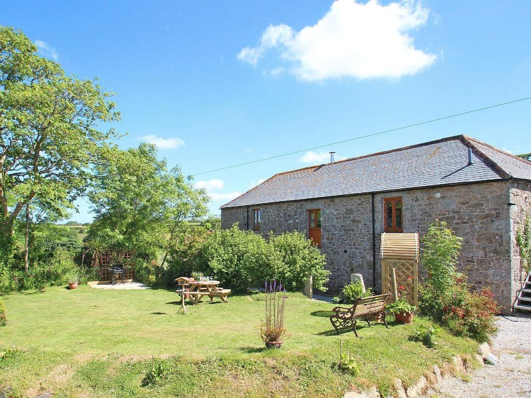 Holiday Cottage Reviews for Mill - Holiday Cottage in Porthleven, Cornwall inc Scilly