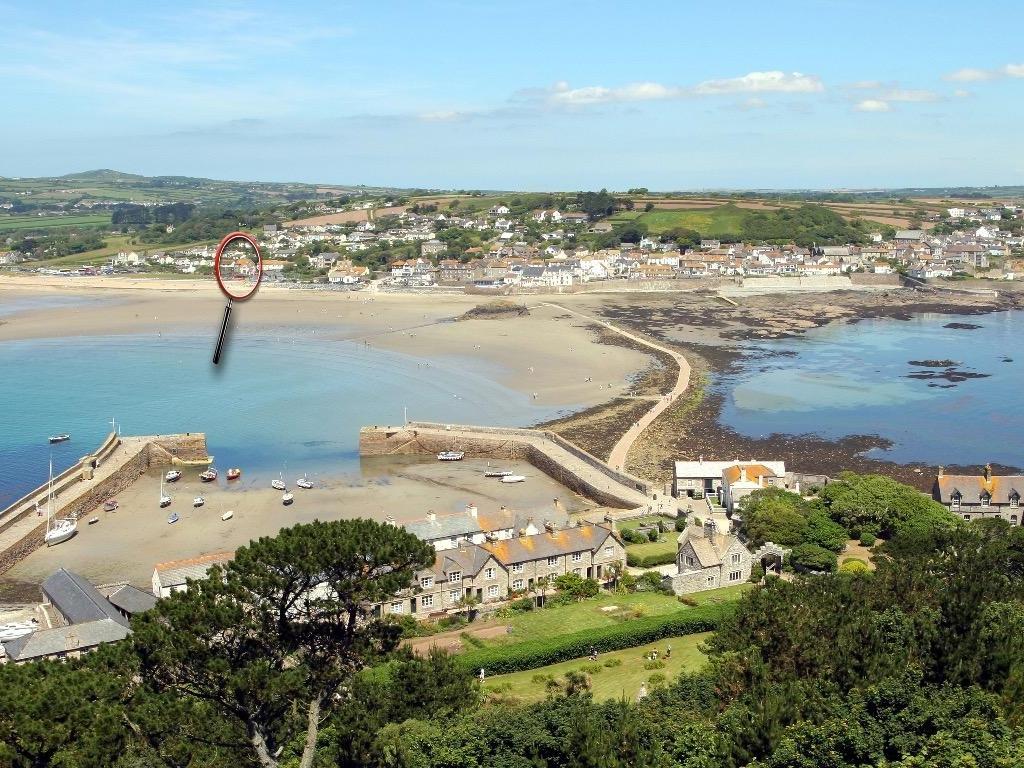 Holiday Cottage Reviews for Mackerel Sky - Self Catering in Marazion, Cornwall inc Scilly