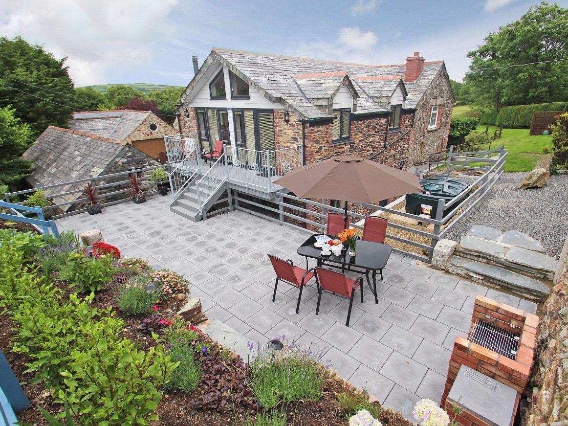 Holiday Cottage Reviews for Ruan Barn - Holiday Cottage in Port Isaac, Cornwall inc Scilly