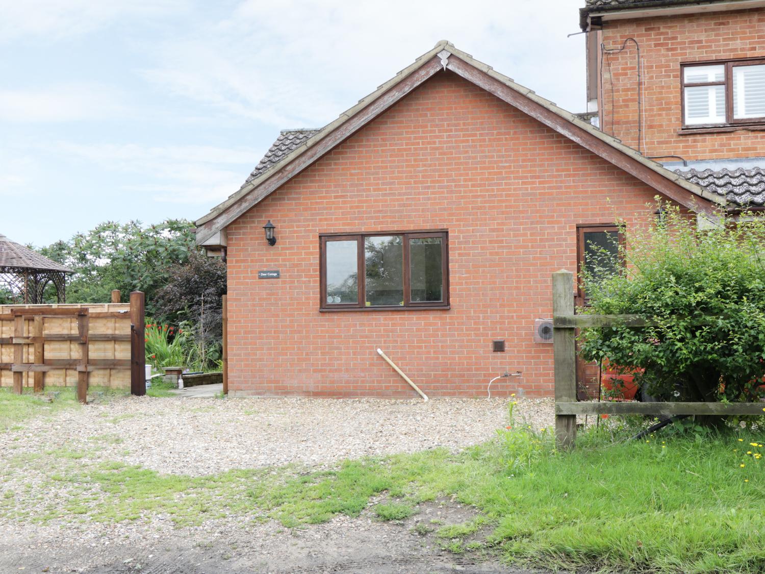 Holiday Cottage Reviews for Deer Cottage - Self Catering Property in Mundford, Norfolk