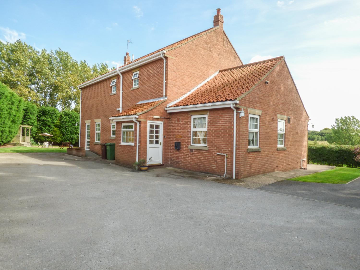 Holiday Cottage Reviews for Woodhill - Holiday Cottage in Cottingham, East Yorkshire