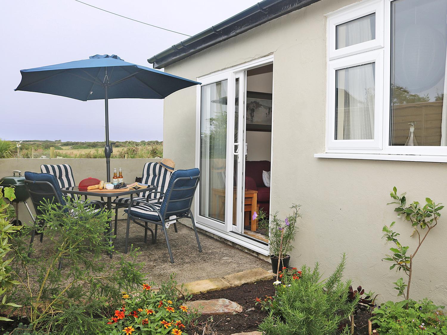 Holiday Cottage Reviews for Parula - Holiday Cottage in St Just, Cornwall inc Scilly
