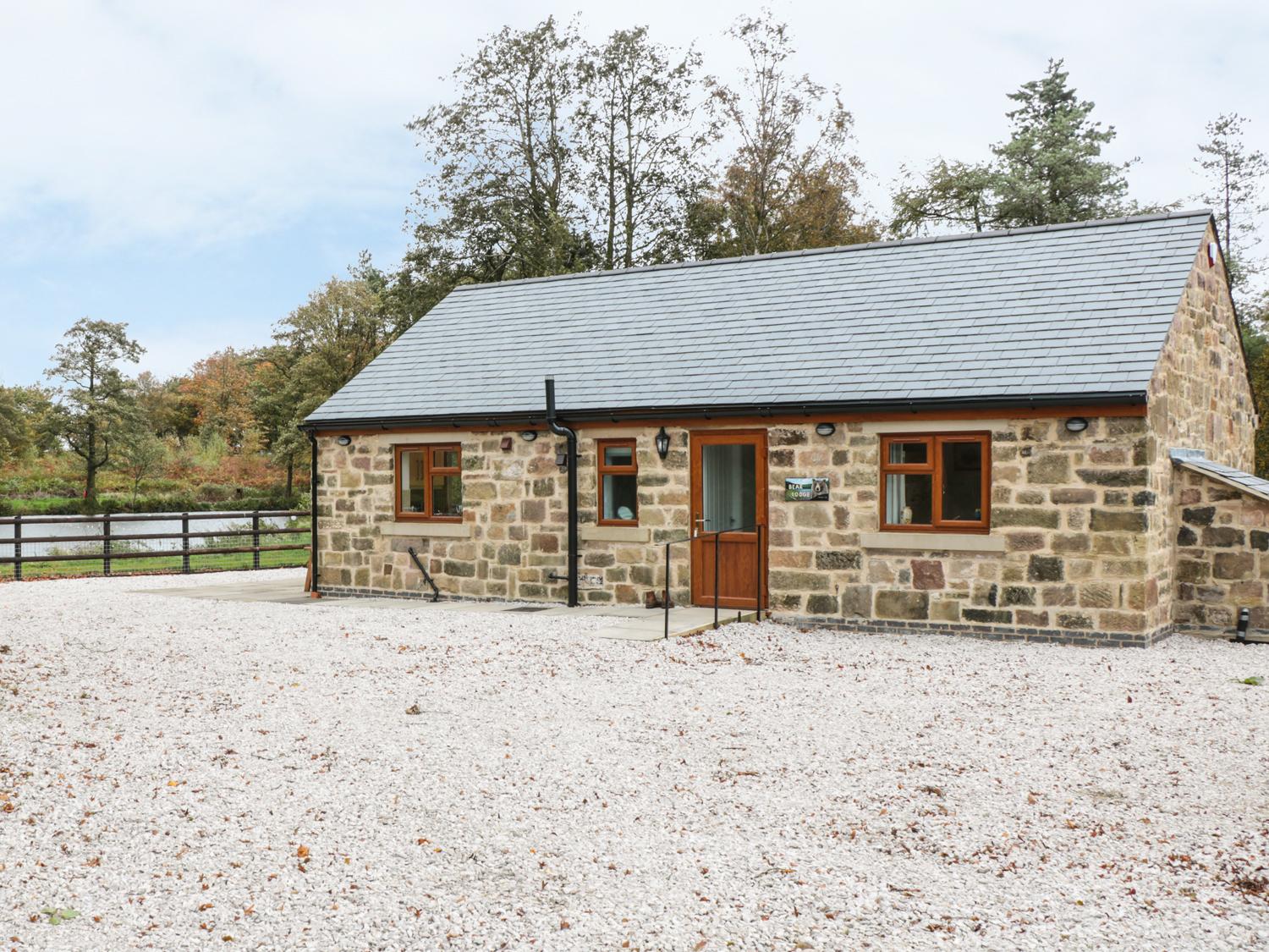 Holiday Cottage Reviews for Bear Lake Lodge - Self Catering Property in Belper, Derbyshire