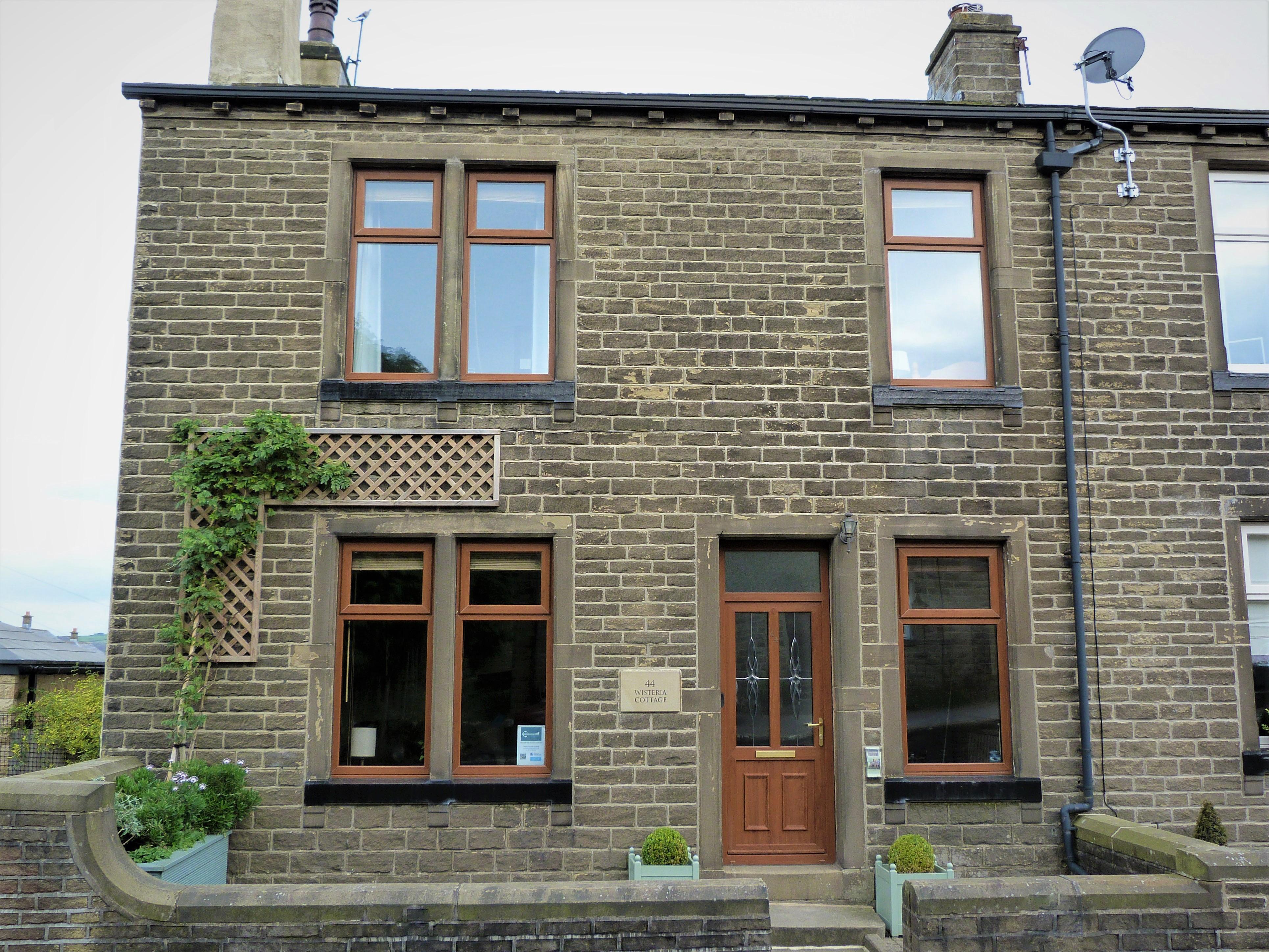 Holiday Cottage Reviews for Wisteria Cottage - Self Catering Property in Haworth, West Yorkshire