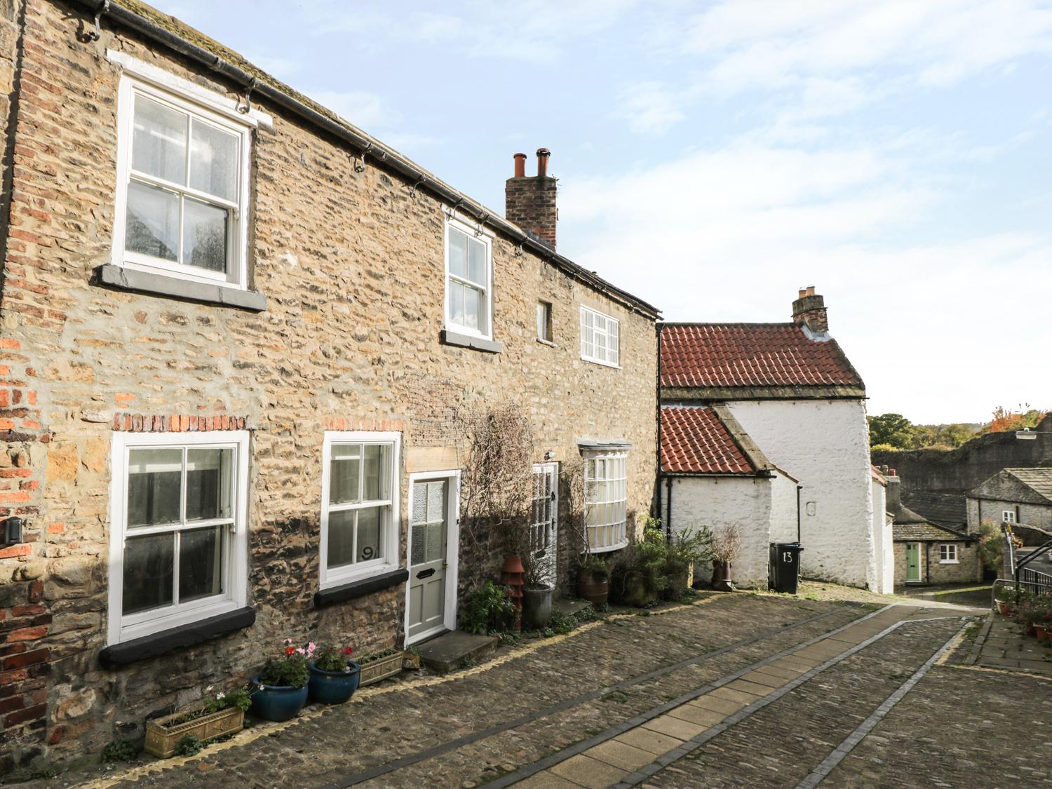 Holiday Cottage Reviews for 9 Tower Street - Cottage Holiday in Richmond, North Yorkshire