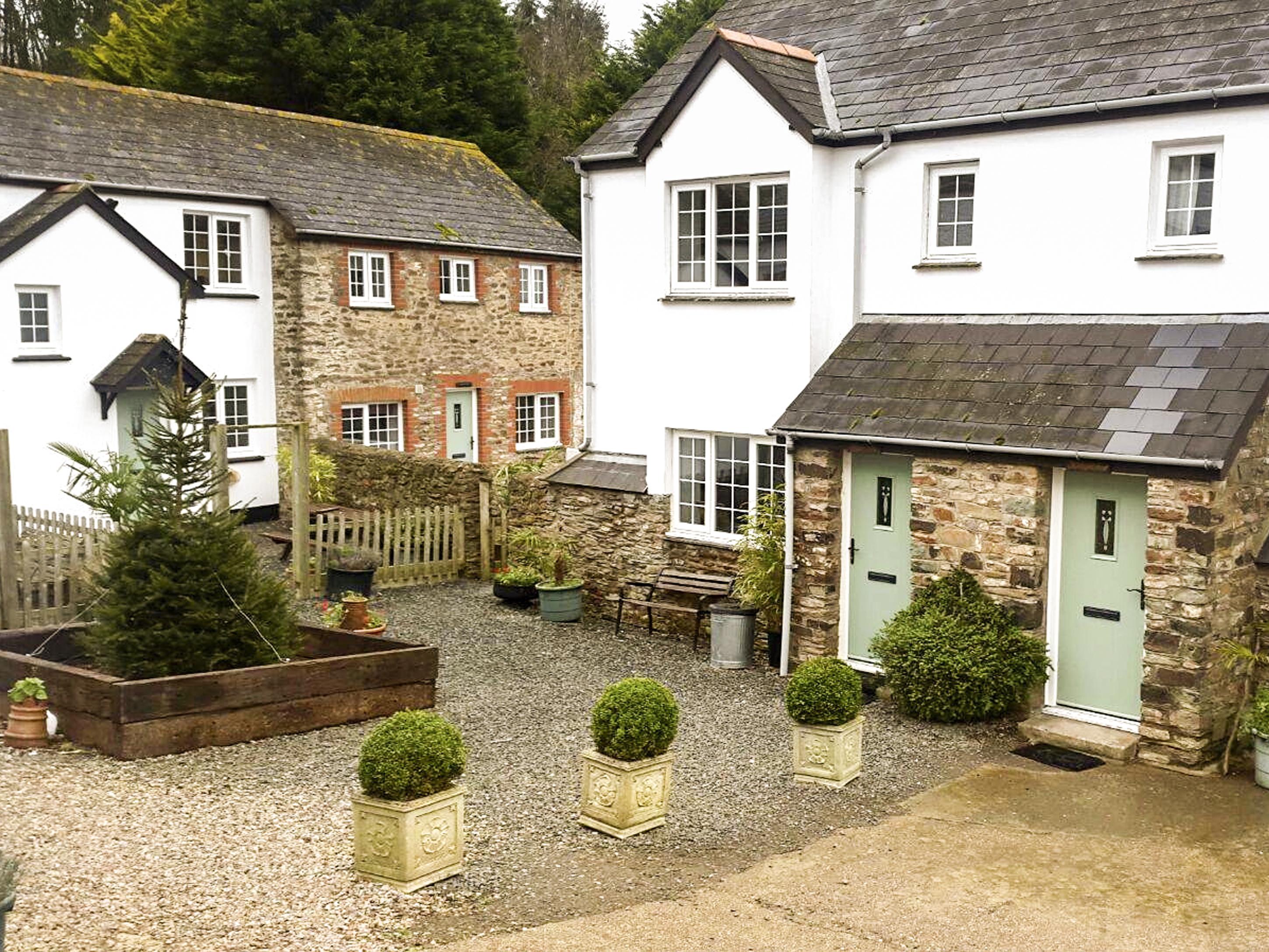 Holiday Cottage Reviews for Swallow Cottage - Holiday Cottage in Berrynarbor, Devon