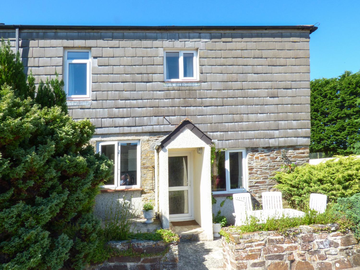Holiday Cottage Reviews for Linhay Cottage - Holiday Cottage in Looe, Cornwall inc Scilly