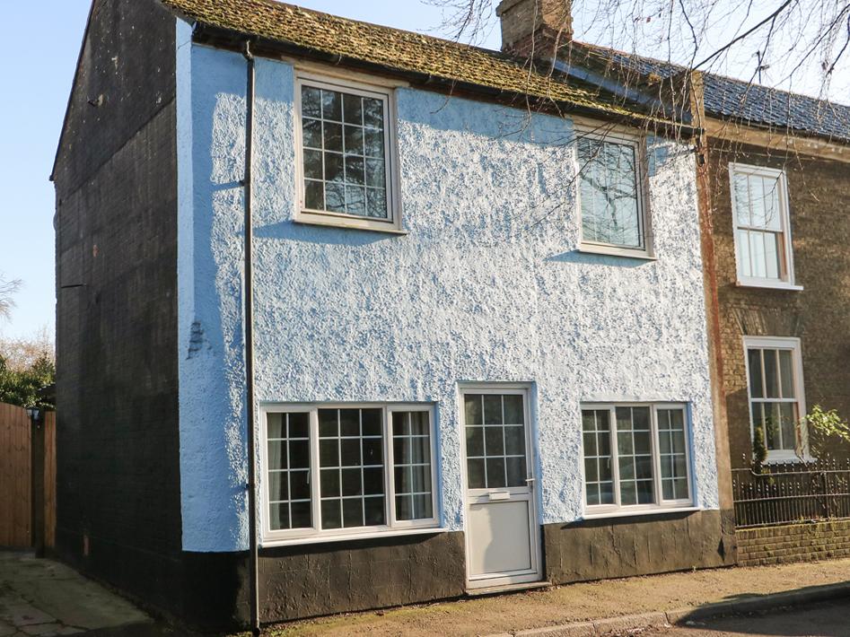 Holiday Cottage Reviews for The Old Sweet Shop - Self Catering Property in Wood Norton, Norfolk