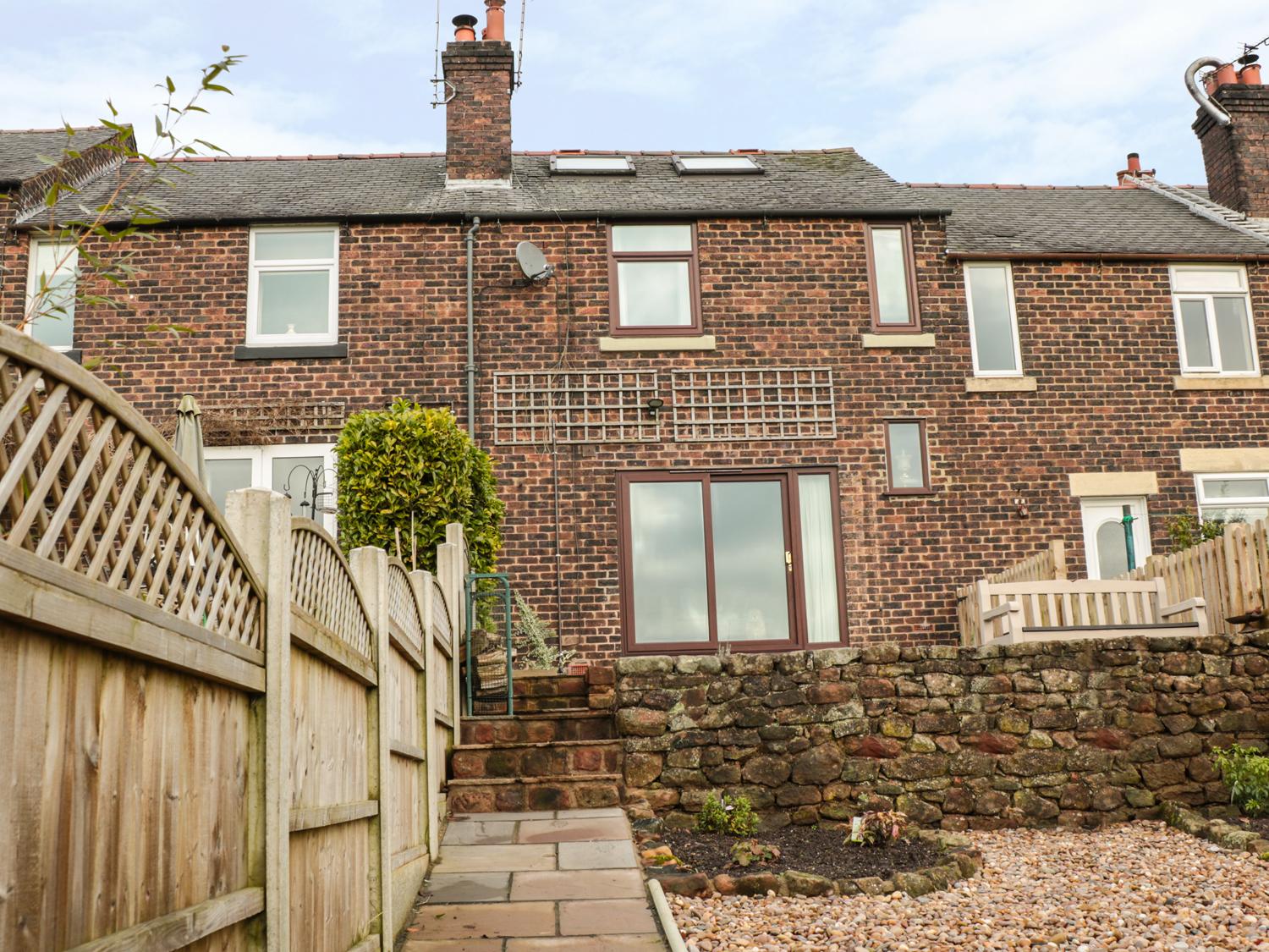 Holiday Cottage Reviews for Valley View Cottage - Holiday Cottage in Froghall, Staffordshire