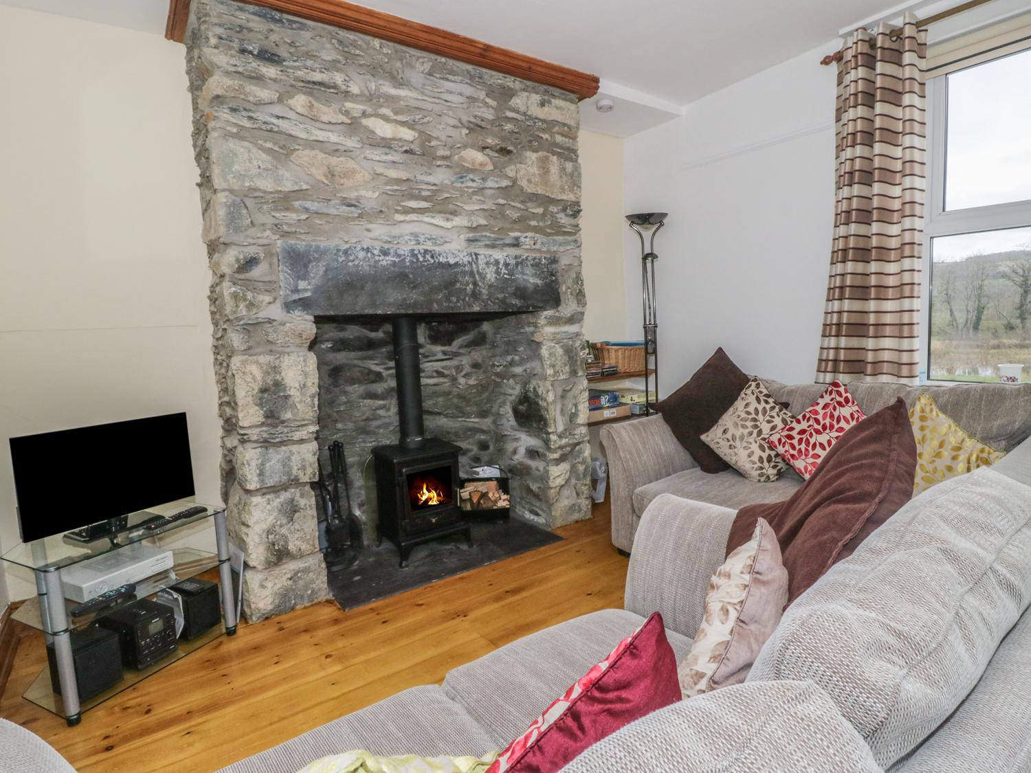 Holiday Cottage Reviews for 2 Tan Y Fedw - Self Catering in Betws y Coed, Conwy