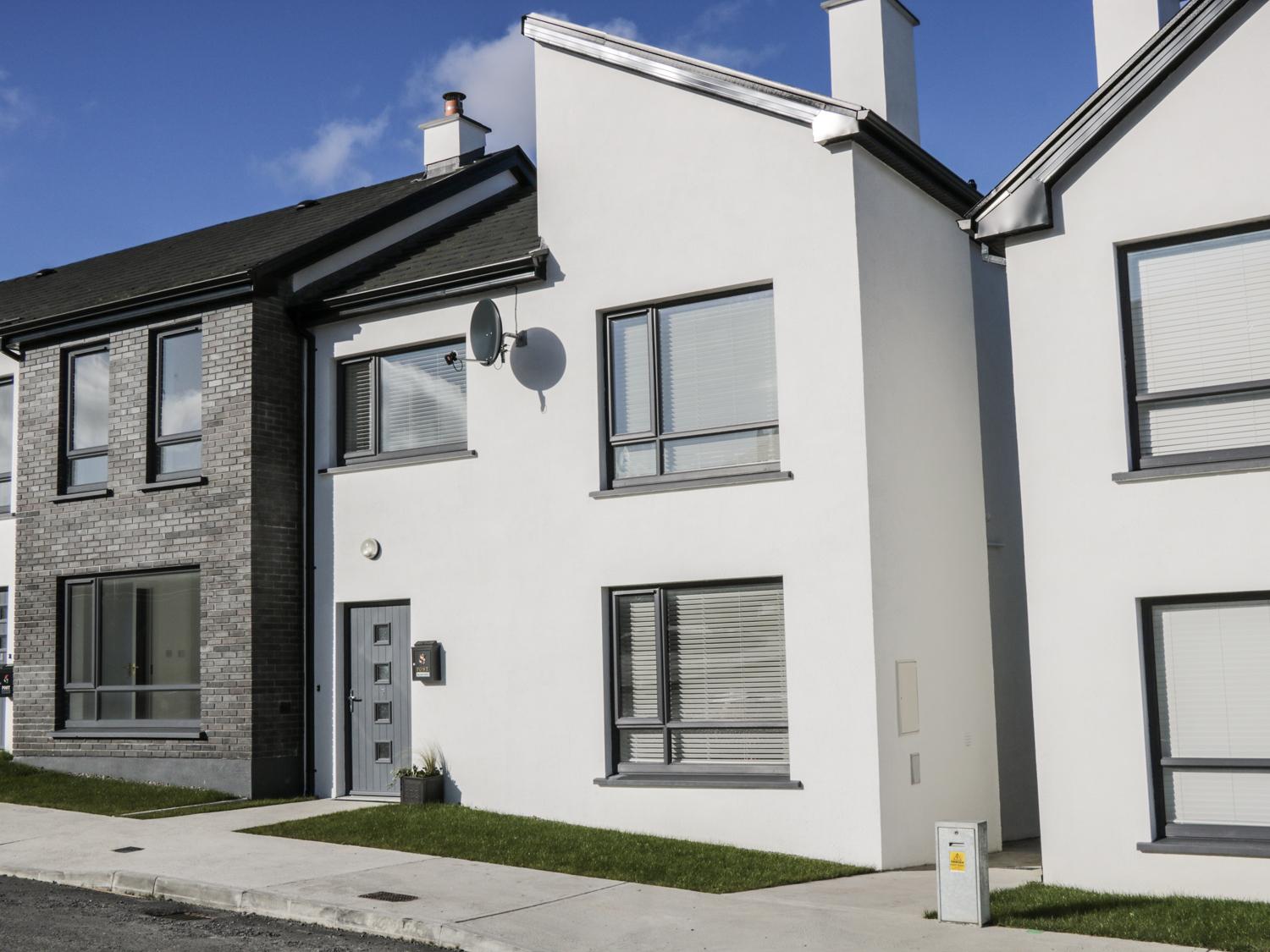 Holiday Cottage Reviews for 7 Cnoc na Ri - Holiday Cottage in Ballysadare, Sligo