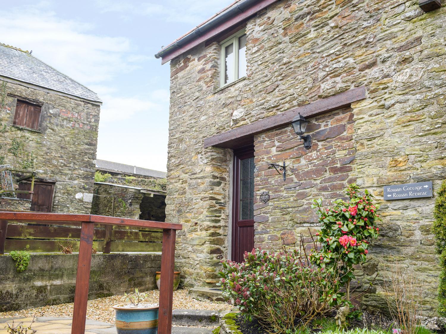 Holiday Cottage Reviews for Rowan Retreat - Self Catering in Looe, Cornwall inc Scilly