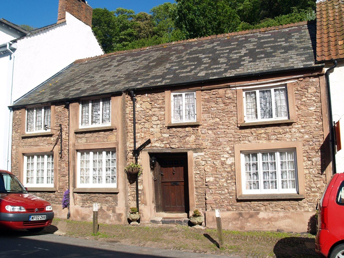 Holiday Cottage Reviews for The Oval - Self Catering Property in Dunster, Somerset