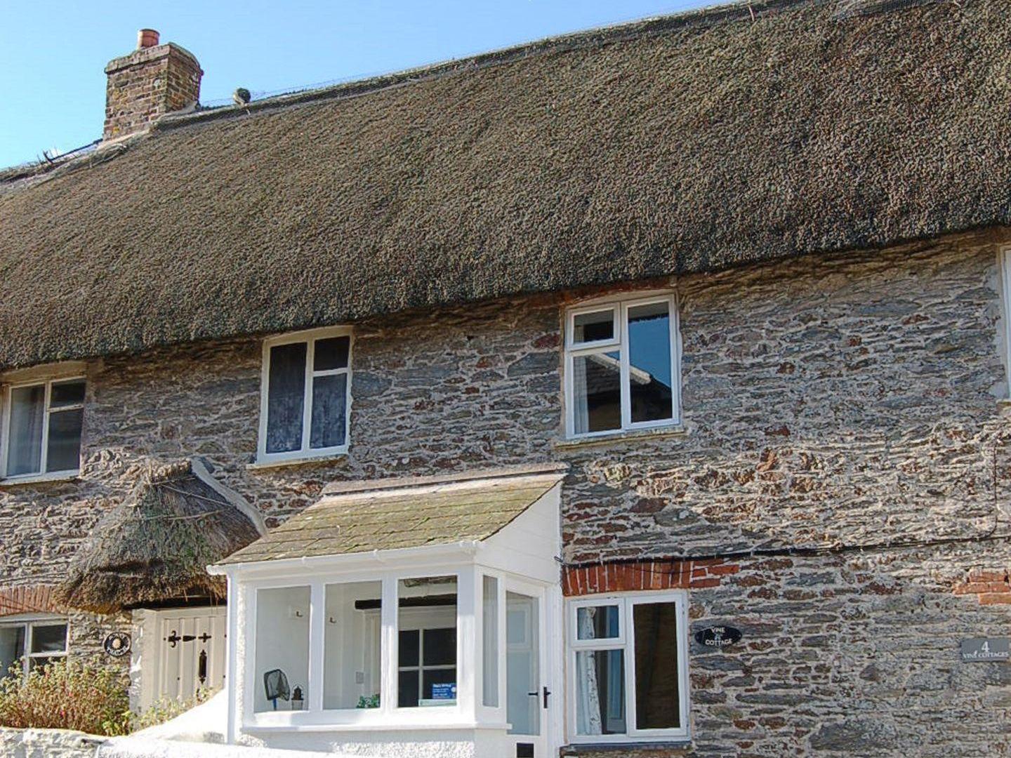 Holiday Cottage Reviews for Vine Cottage - Cottage Holiday in East Prawle, Devon