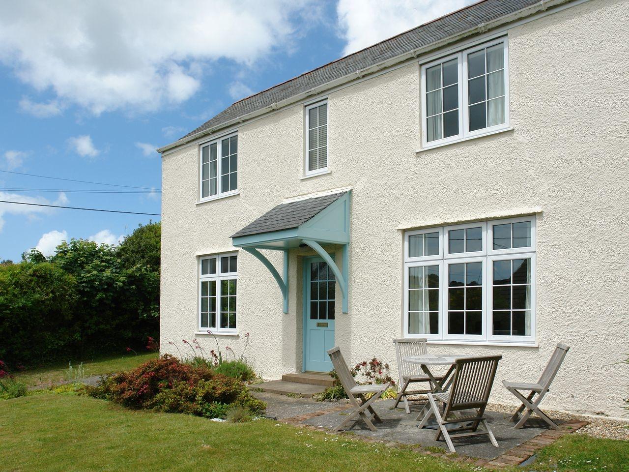 Holiday Cottage Reviews for Briony Cottage - Holiday Cottage in Mylor Bridge, Cornwall inc Scilly