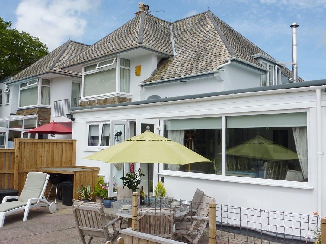 Holiday Cottage Reviews for Six Jays Apartment - Holiday Cottage in Falmouth, Cornwall inc Scilly
