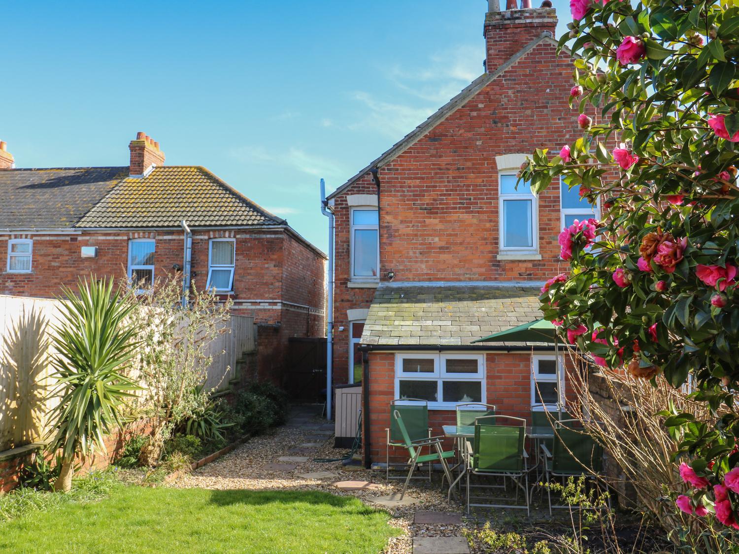 Holiday Cottage Reviews for Acacia House - Self Catering Property in Weymouth, Dorset