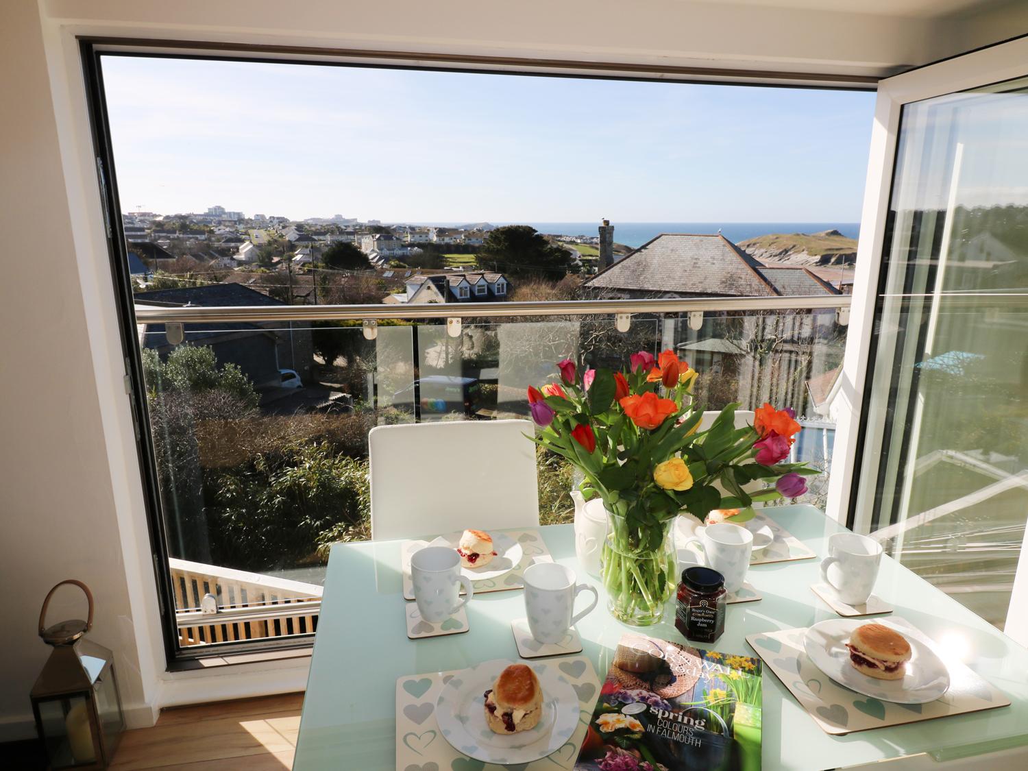 Holiday Cottage Reviews for Sunset View - Holiday Cottage in Newquay, Cornwall inc Scilly