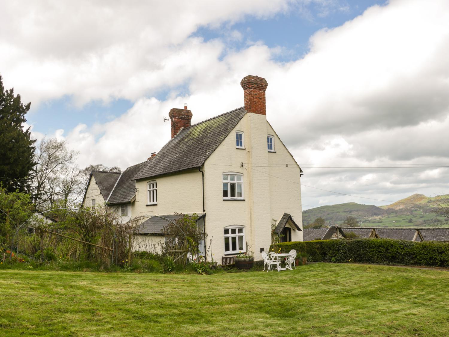 Holiday Cottage Reviews for Broughton Cottage - Self Catering Property in Bishops Castle, Powys