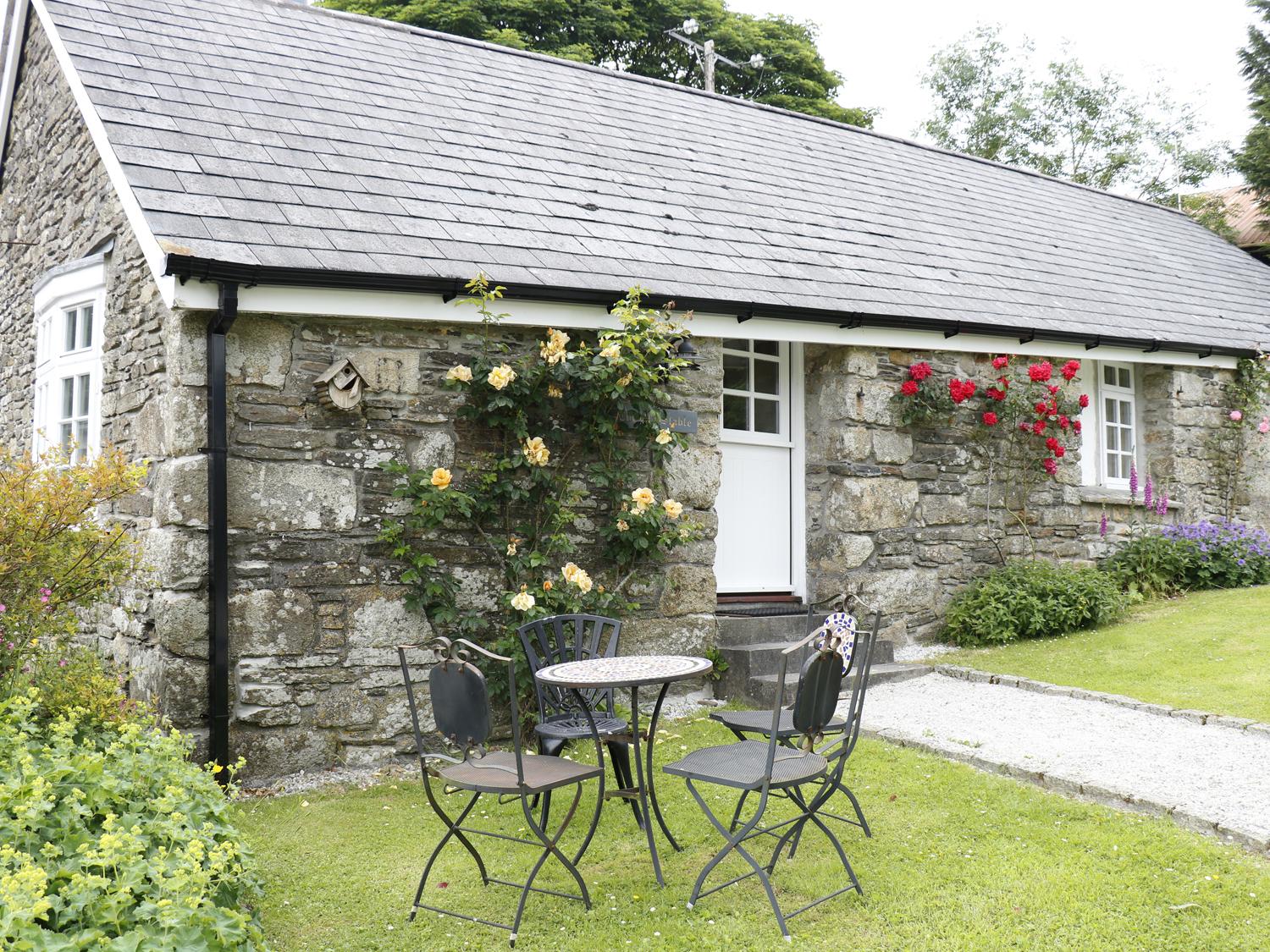 Holiday Cottage Reviews for The Old Stable - Holiday Cottage in Camelford, Cornwall inc Scilly