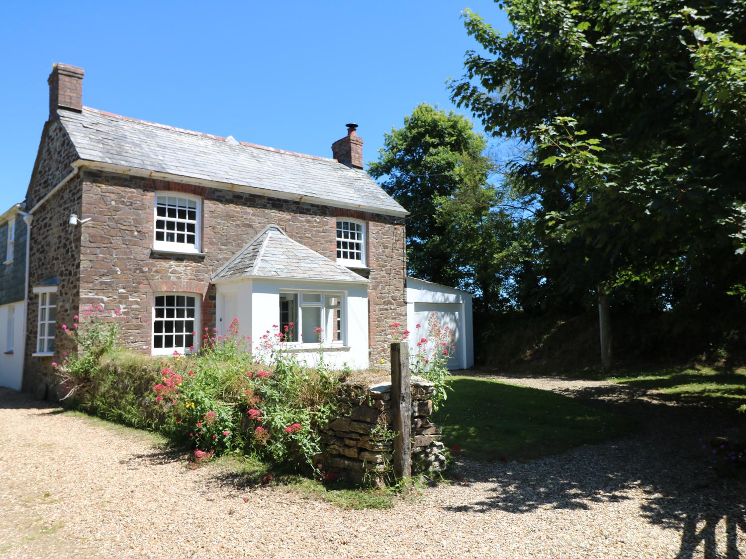 Holiday Cottage Reviews for Trenouth Cottage - Self Catering Property in Padstow, Cornwall inc Scilly