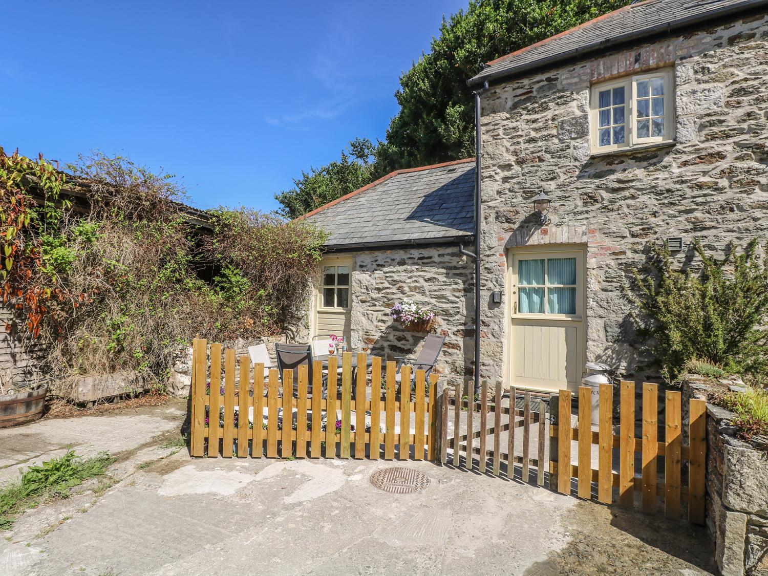 Holiday Cottage Reviews for Honeycrock - Holiday Cottage in Crantock, Cornwall inc Scilly