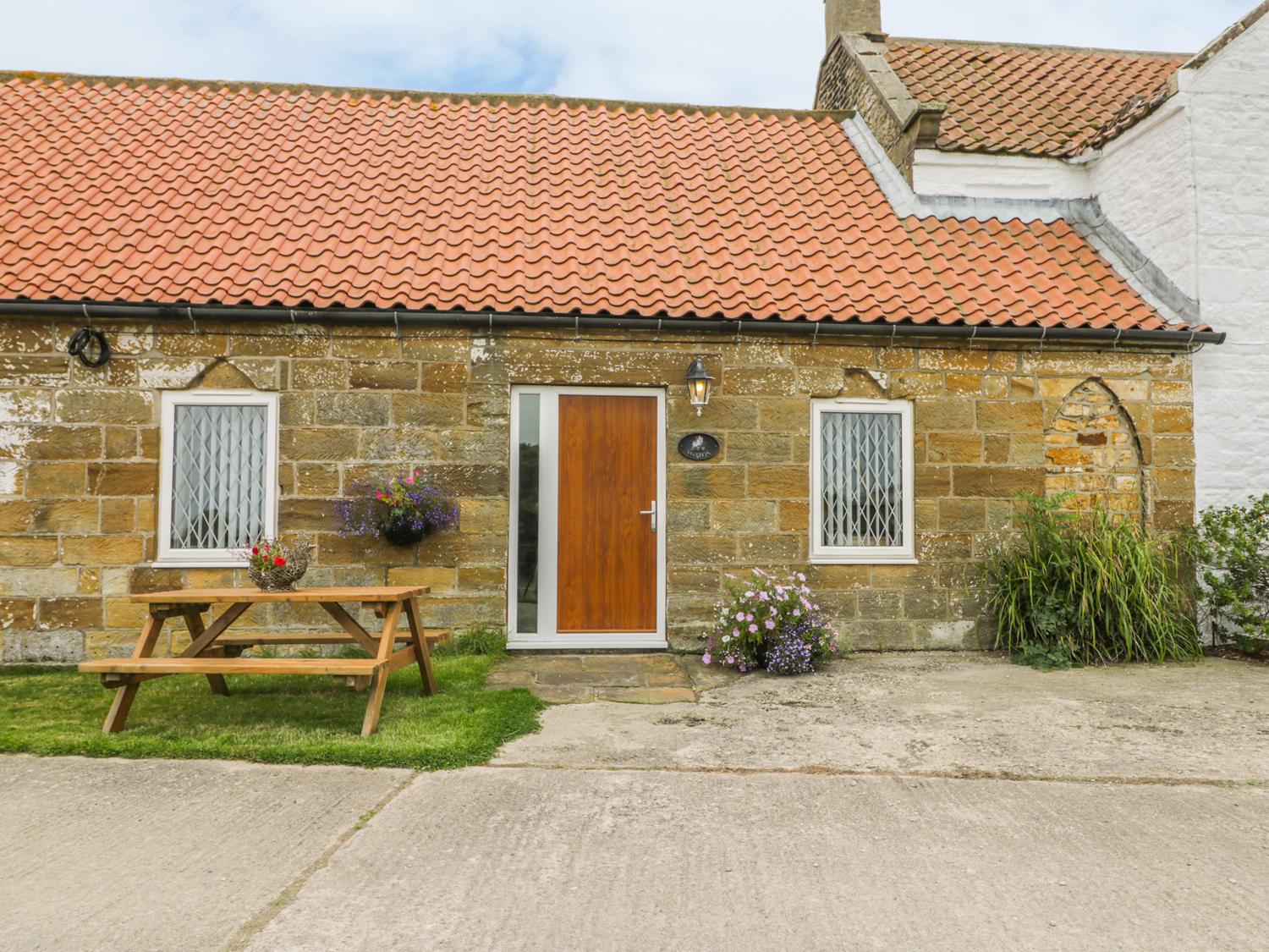 Holiday Cottage Reviews for Milton Cottage - Holiday Cottage in Whitby, North Yorkshire