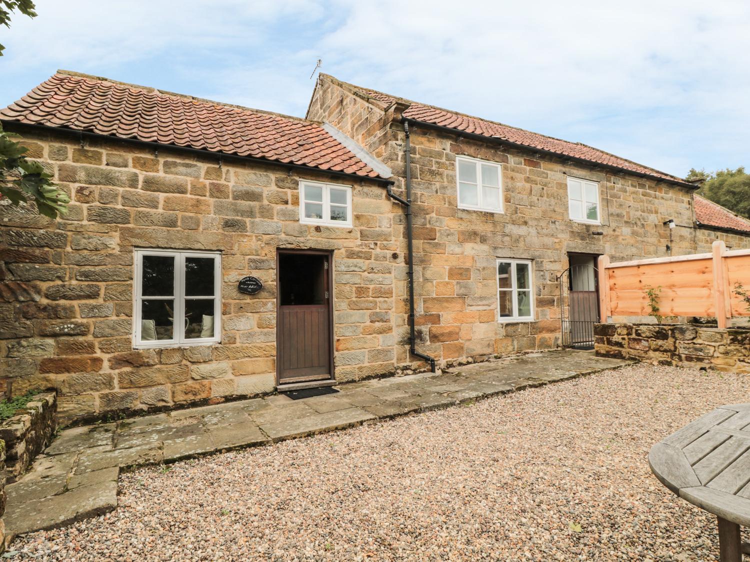 Holiday Cottage Reviews for Pond Cottage - Cottage Holiday in Pickering, North Yorkshire