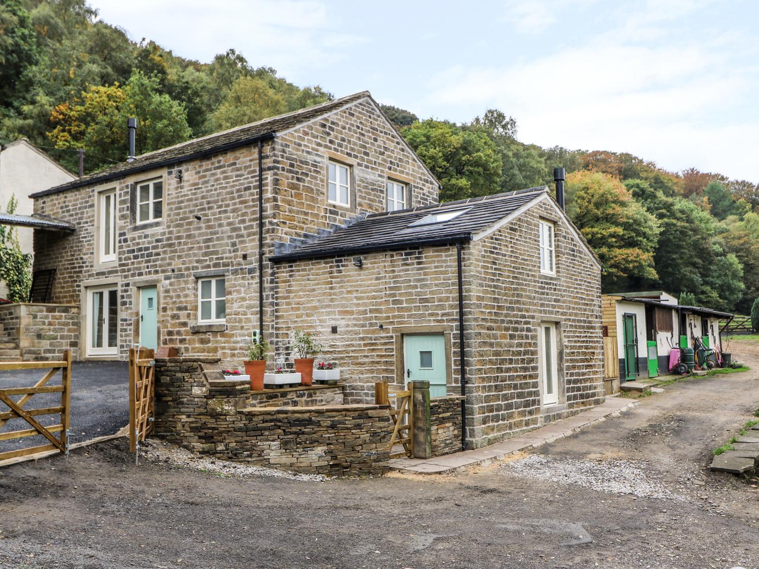 Holiday Cottage Reviews for The Stables - Cottage Holiday in Huddersfield, West Yorkshire