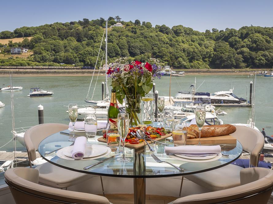 Holiday Cottage Reviews for 21 Dart Marina - Holiday Cottage in Dartmouth, Devon