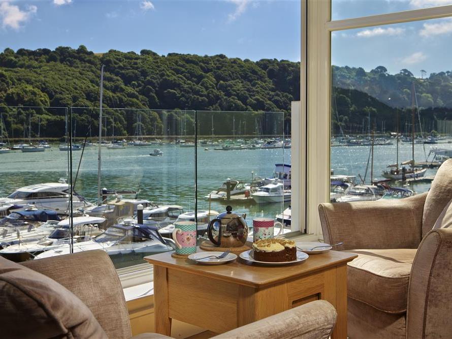 Holiday Cottage Reviews for 22 Dart Marina - Self Catering in Dartmouth, Devon