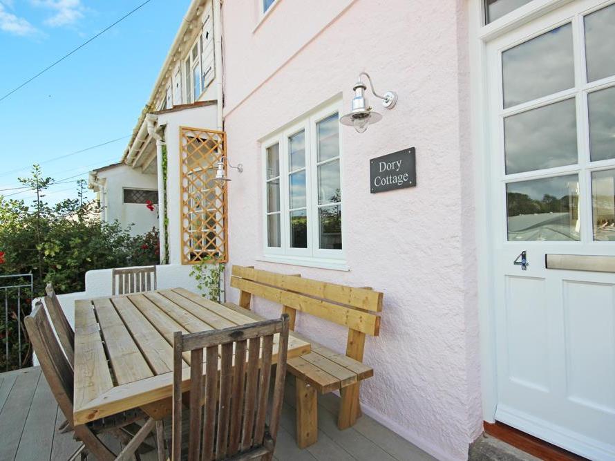 Holiday Cottage Reviews for Dory Cottage - Cottage Holiday in Salcombe, Devon