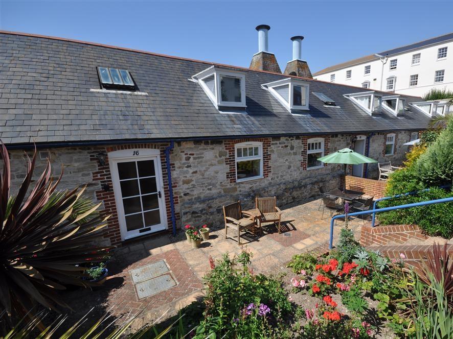 Holiday Cottage Reviews for The Gables - Holiday Cottage in Weymouth, Dorset