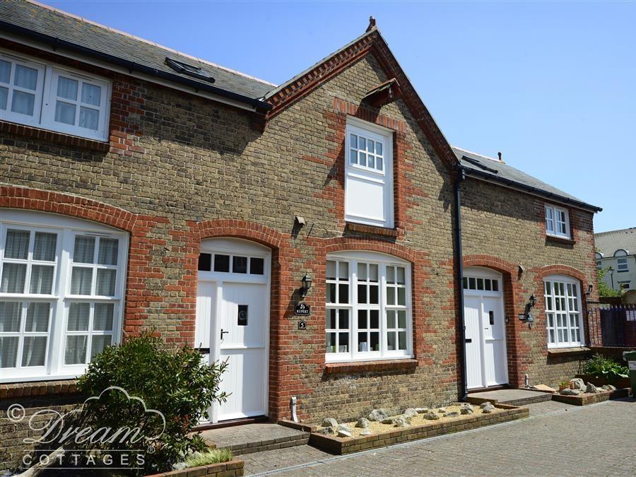Holiday Cottage Reviews for Rupert Cottage - Self Catering in Weymouth, Dorset