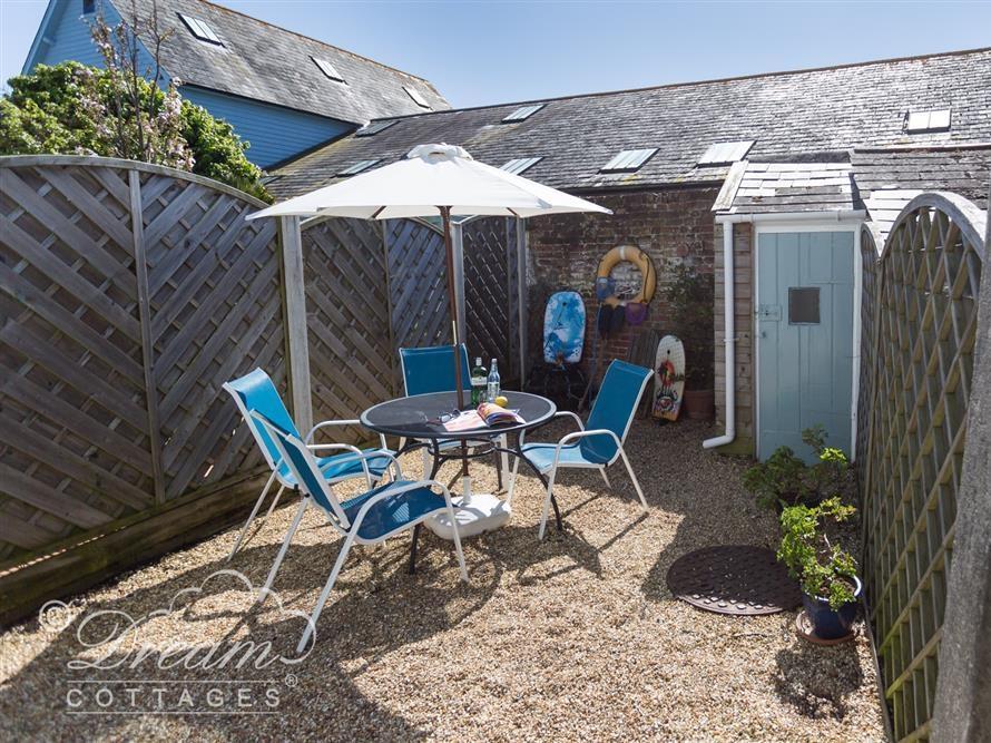 Holiday Cottage Reviews for Seaholme - Self Catering in Weymouth, Dorset