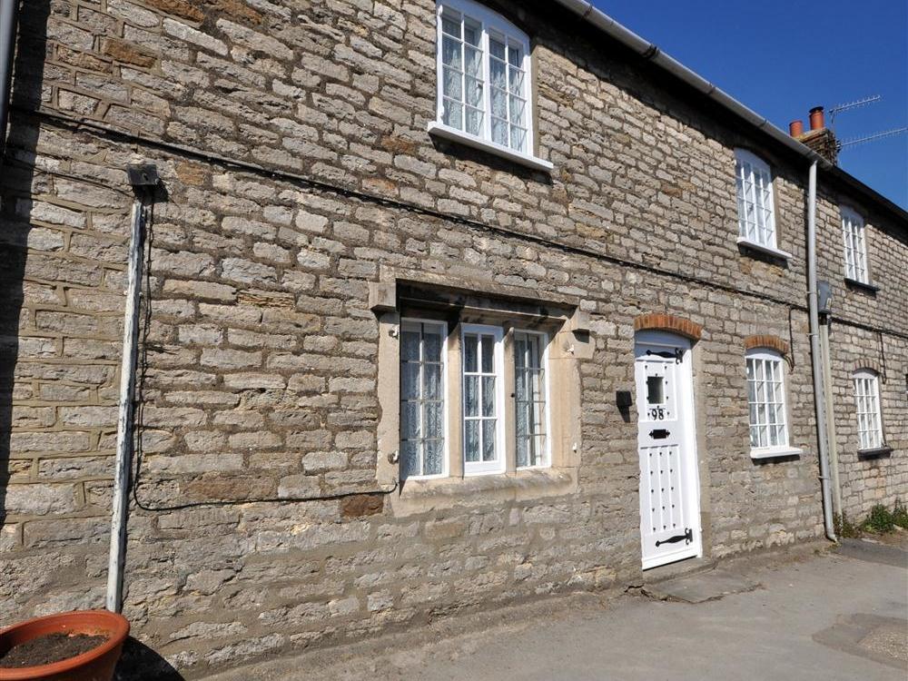 Holiday Cottage Reviews for Tavern Way - Self Catering in Corfe Castle, Dorset