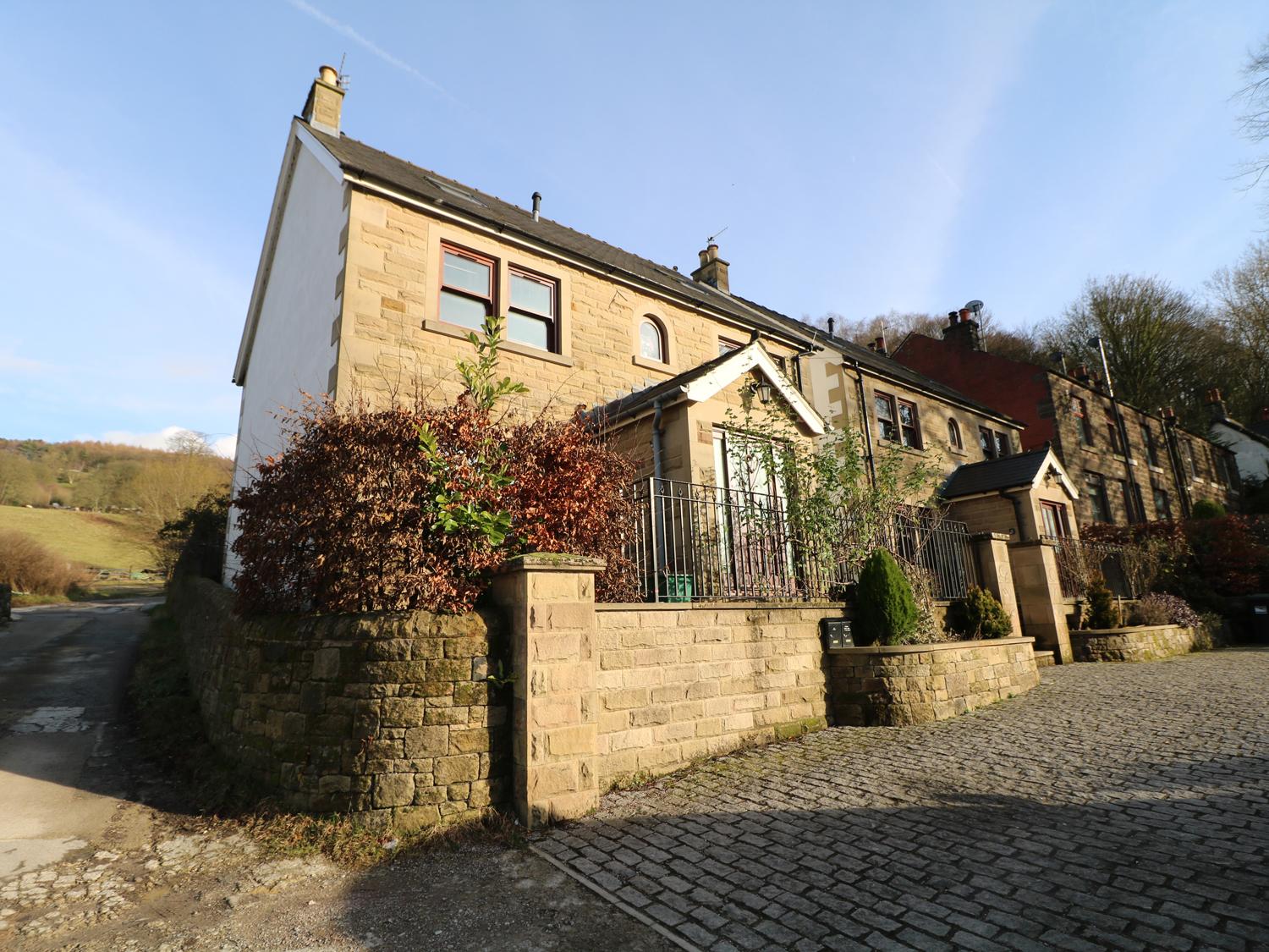 Holiday Cottage Reviews for Torestyn - Holiday Cottage in Matlock Bath, Derbyshire