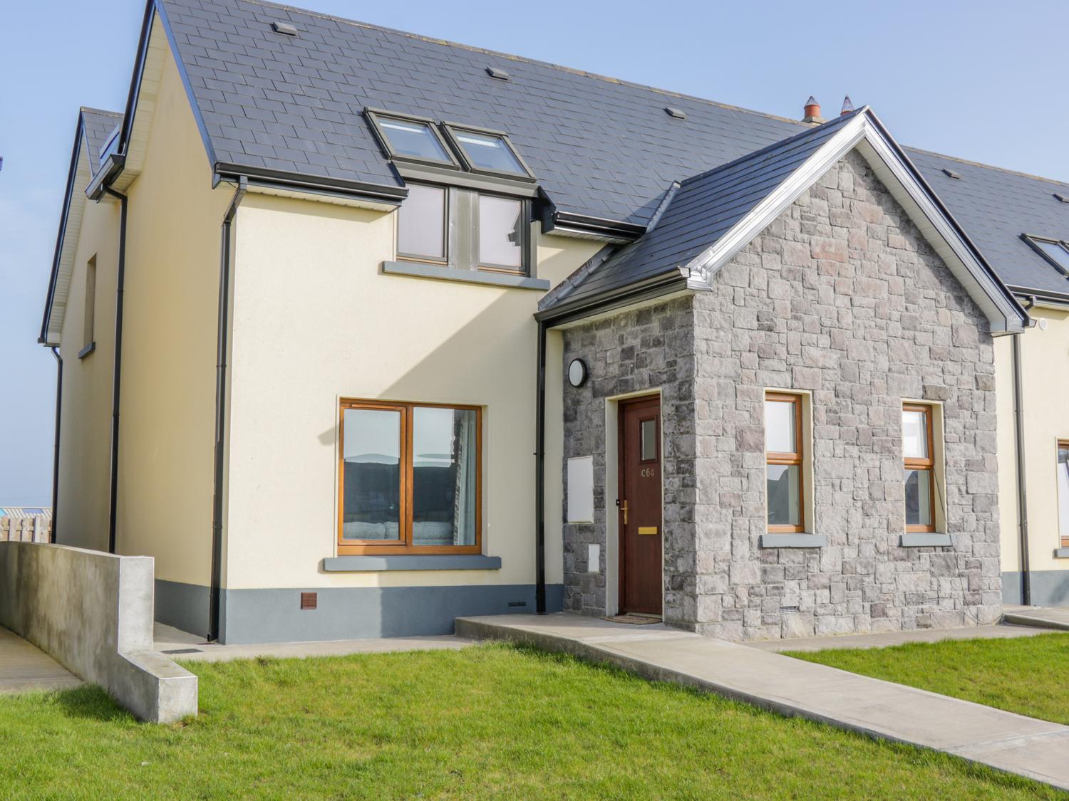 Holiday Cottage Reviews for C64 Cahermore Holiday Village - Holiday Cottage in Enniscrone, Sligo