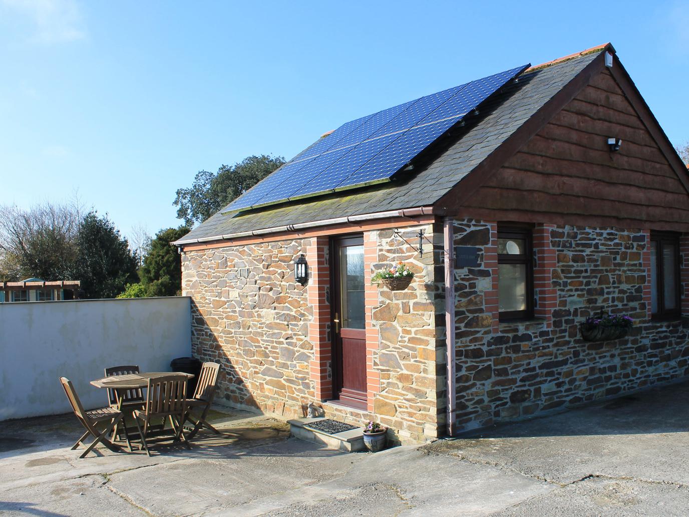 Holiday Cottage Reviews for Little May - Holiday Cottage in Newquay, Cornwall inc Scilly