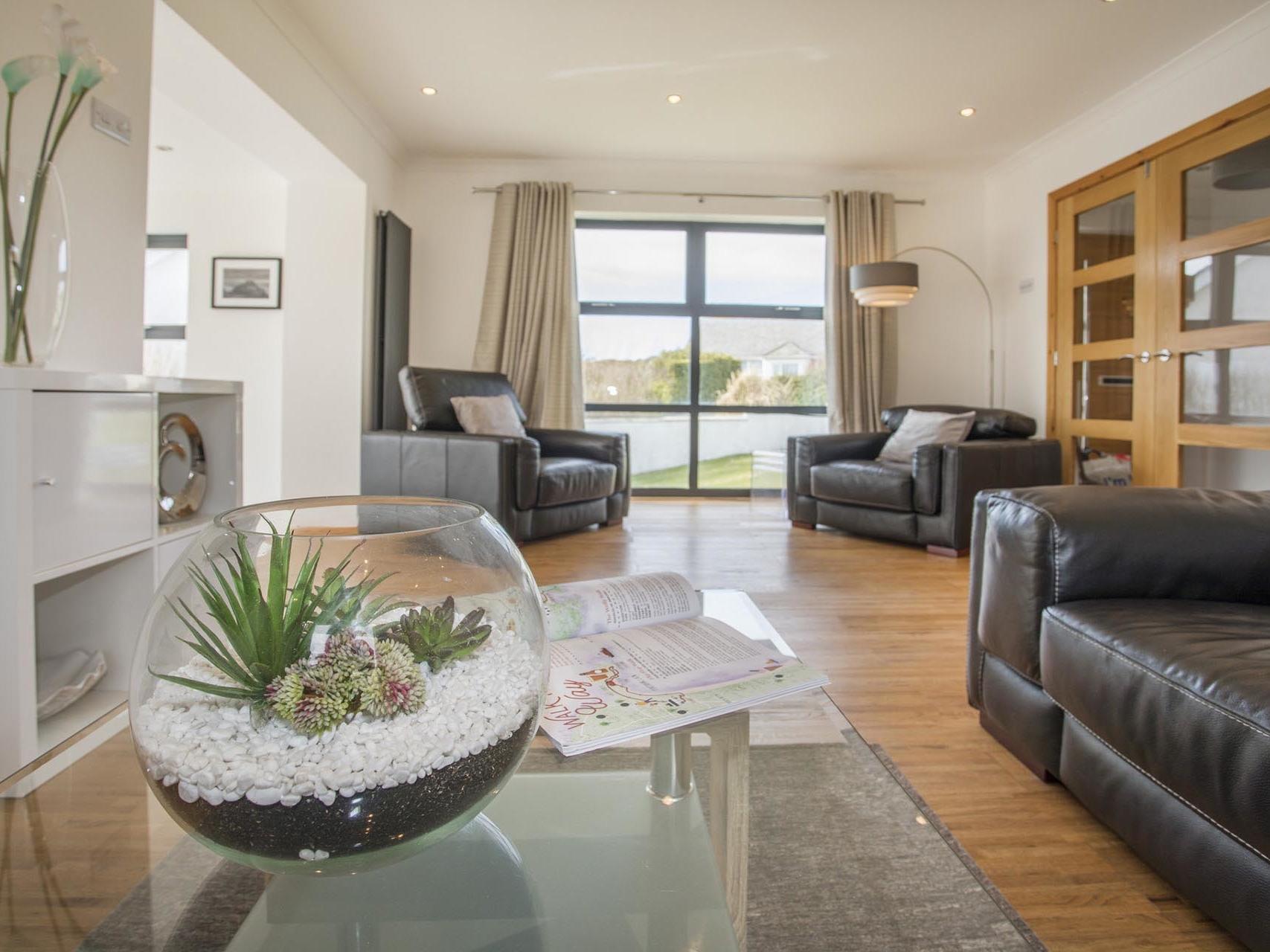 Holiday Cottage Reviews for Isallt Bach - Holiday Cottage in Trearddur Bay, Isle Of Anglesey