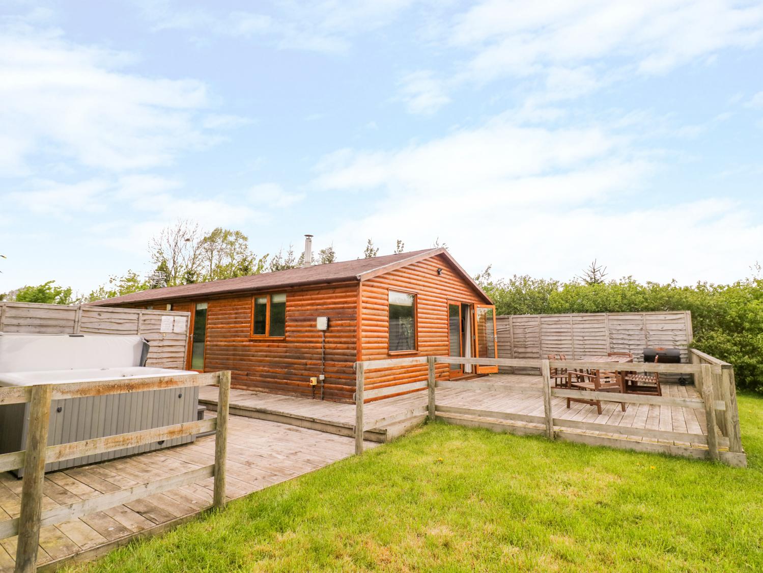 Log Cabin at Furlongs Farm