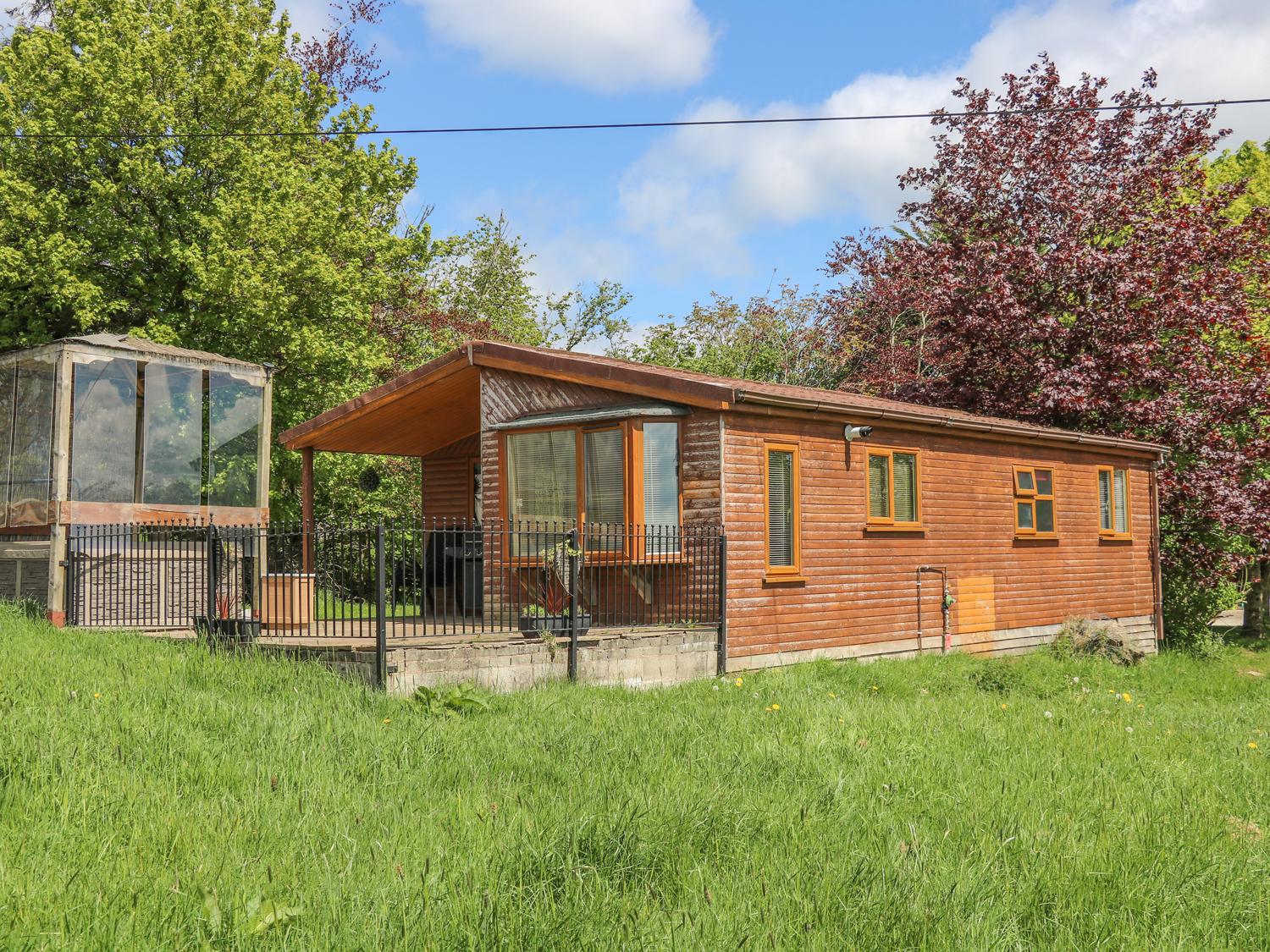 Quakerfield Lodge